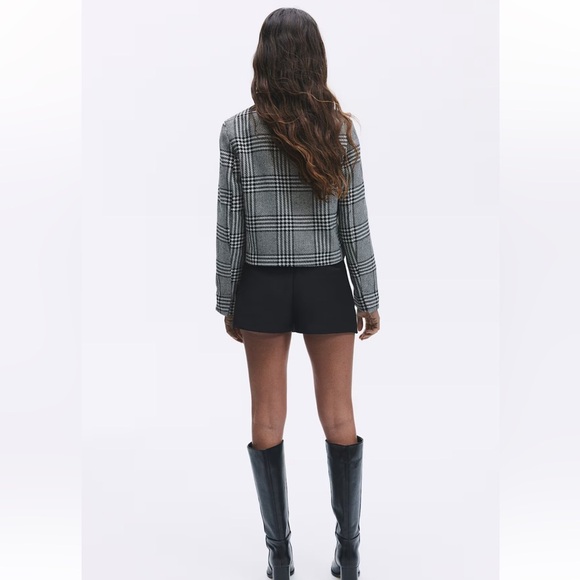 H&M Plaid Women's Jacket and Skirt Set - Picture 7 of 10